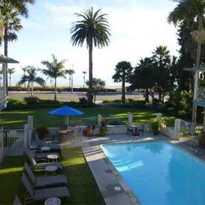 Cabrillo Inn at the Beach- Spanish Vacation Cottage Rentals photo