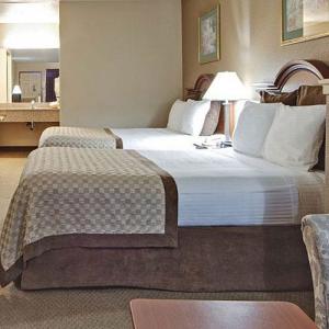 Hawthorn Suites by Wyndham photo