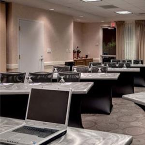 Hilton Garden Inn photo