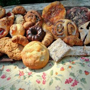 Raymond’s Bakery photo