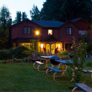 Creekside Inn & Resort photo