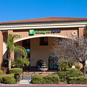 Holiday Inn Express - Temecula photo