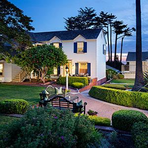 Colonial Terrace Inn photo