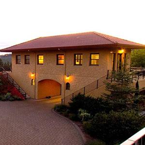 Black Walnut Inn And Vineyard photo