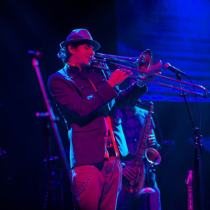 Adam Theis MOBtet featuring Tiffany Austin