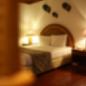 hotel-room-lodging-300×300-329500631